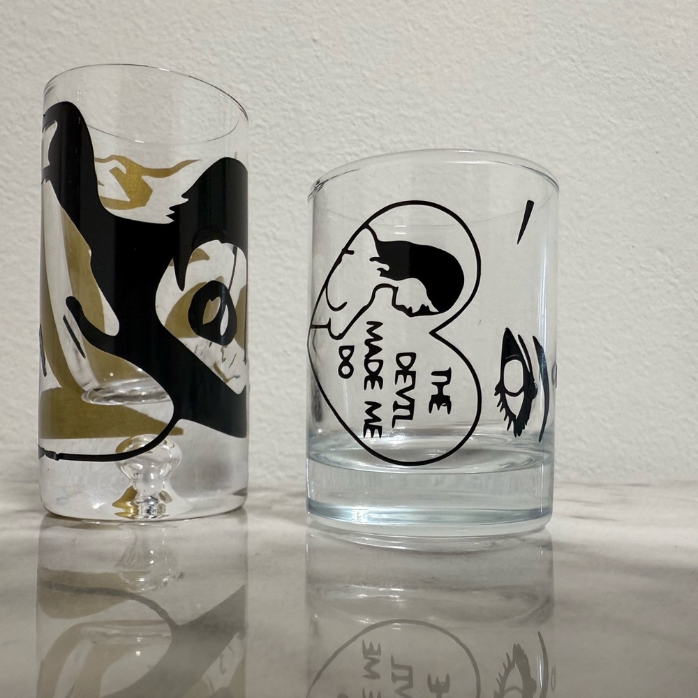 Sexy Woman Artistic Shot Glass Set with Black and Gold Design